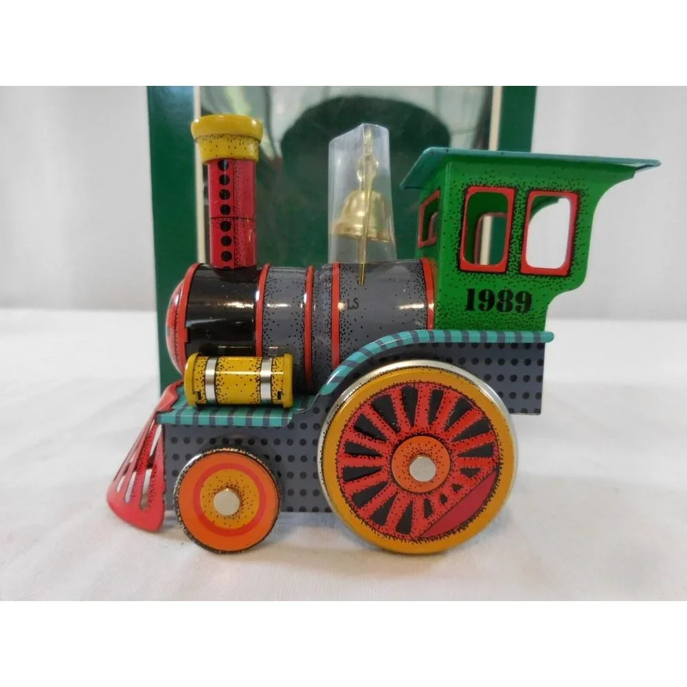 Hallmark vintage ornament